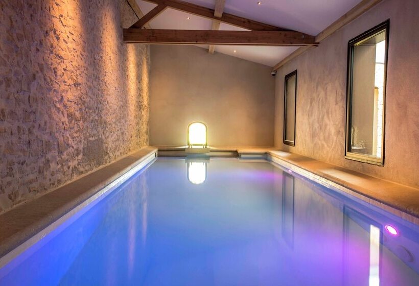 Отель Domaine Les Lanternes