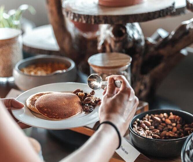 Отель Domaine Les Lanternes