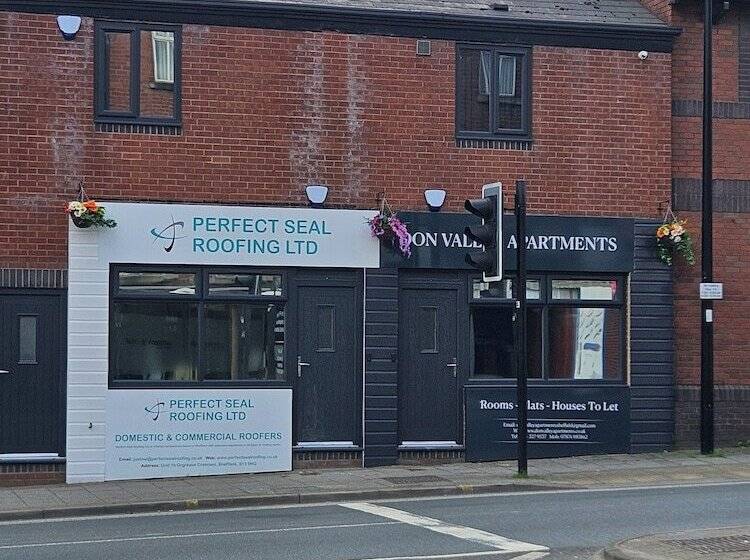 בית מלון כפרי Don Valley Apartments