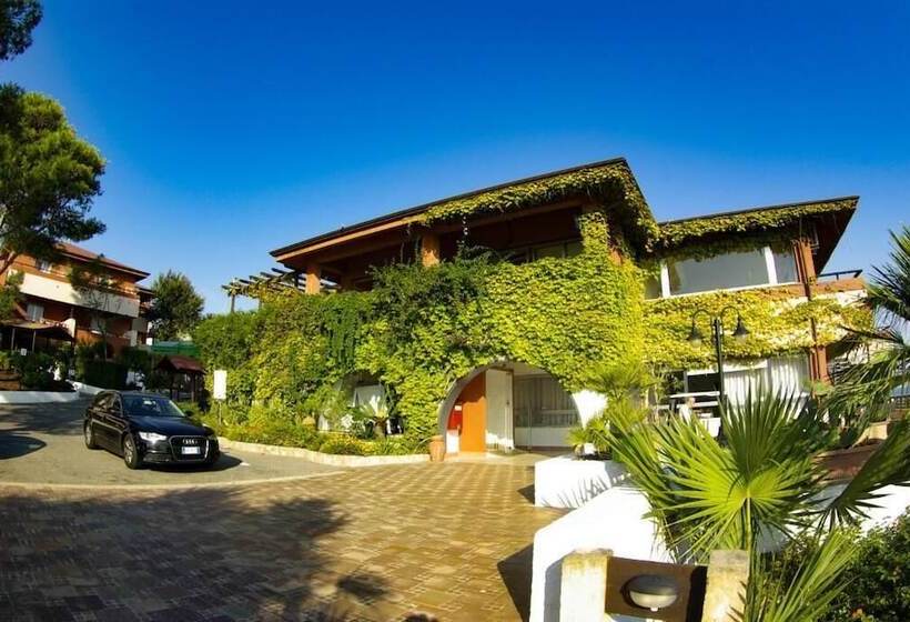 ホテル Amareclub Casarossa