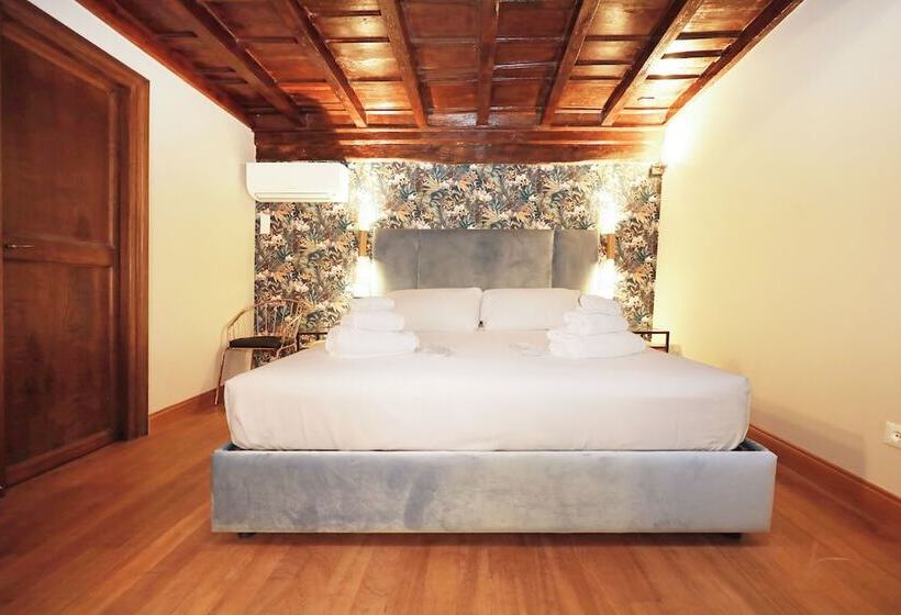 בית מלון כפרי Golden Pantheon Rooms