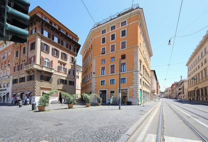 בית מלון כפרי Golden Pantheon Rooms