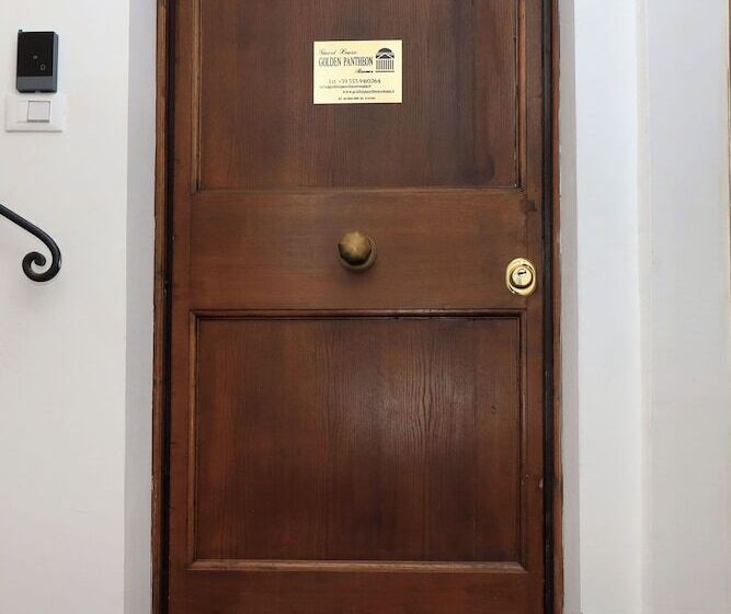 בית מלון כפרי Golden Pantheon Rooms