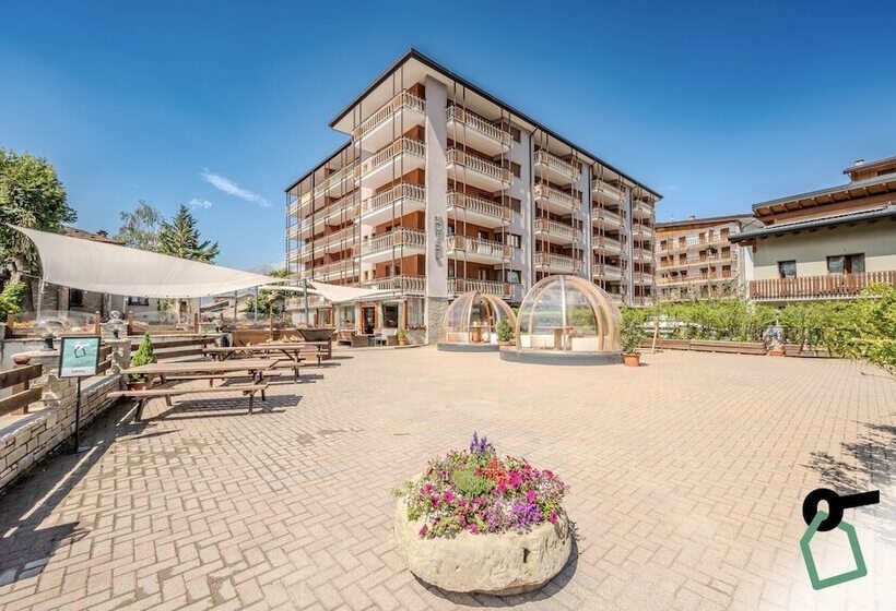 فندق Hotiday Room Collection   Sauze Assietta