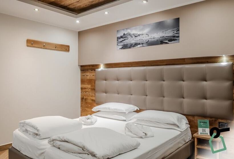 فندق Hotiday Room Collection   Sauze Assietta