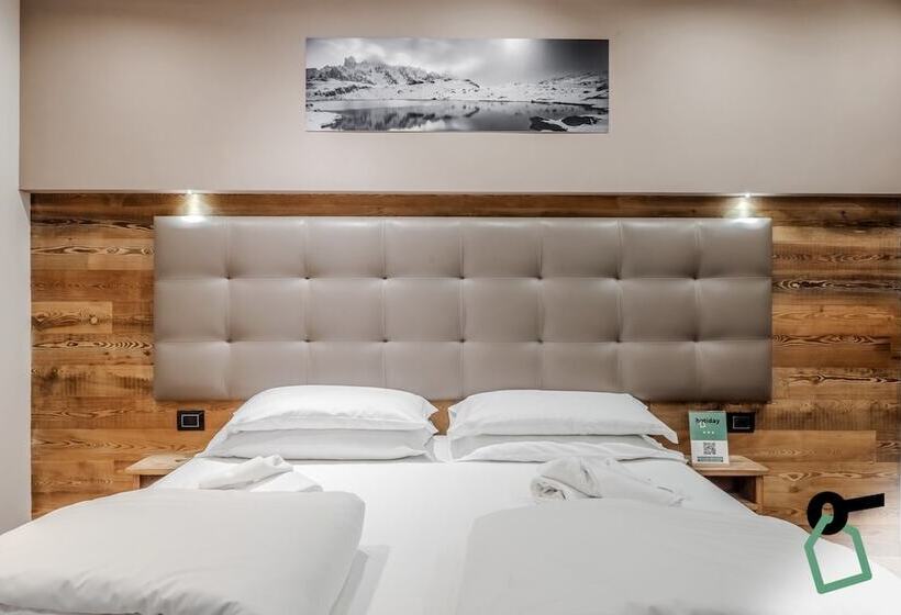 فندق Hotiday Room Collection   Sauze Assietta