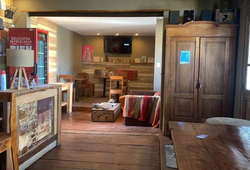 ホテル Guanaca Lodge