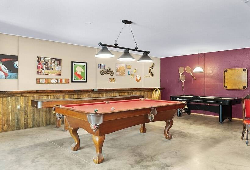 فندق Lodge At Tellico