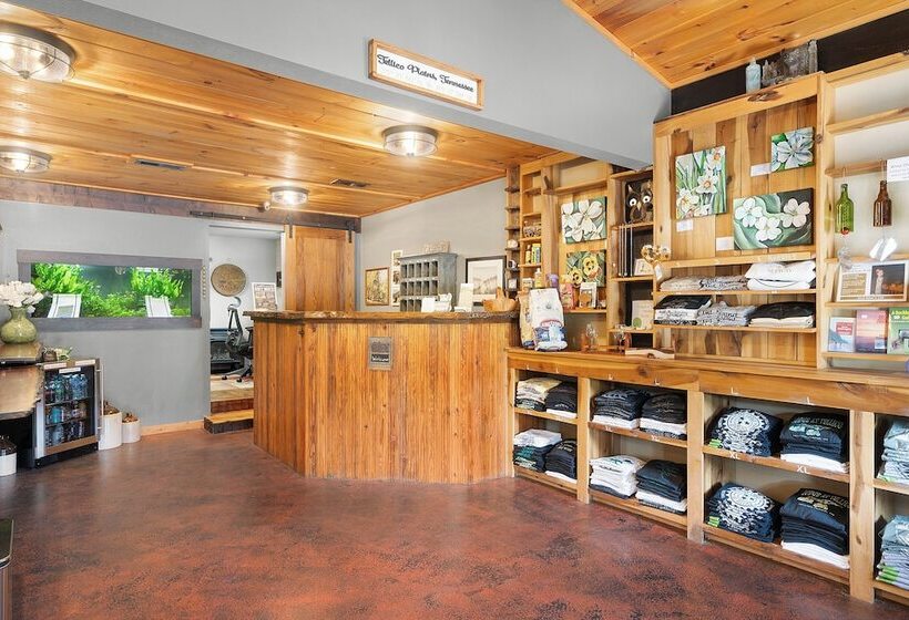 فندق Lodge At Tellico