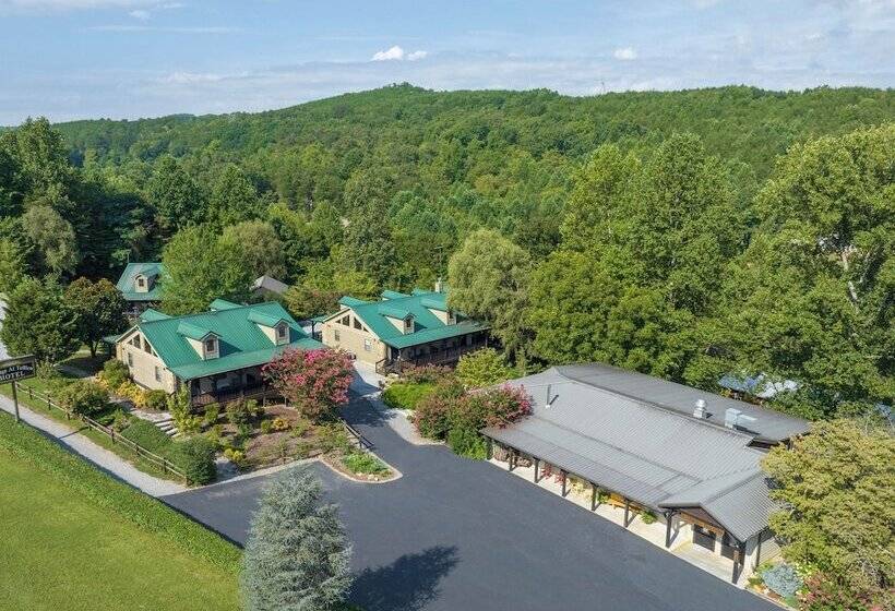 فندق Lodge At Tellico