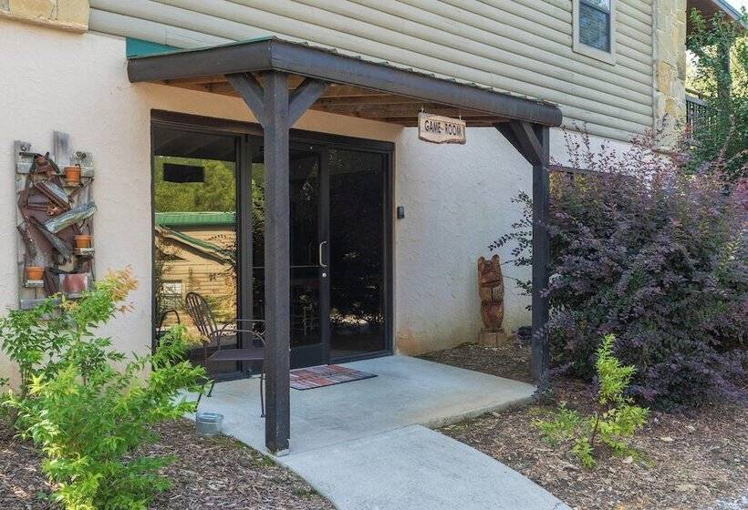 فندق Lodge At Tellico