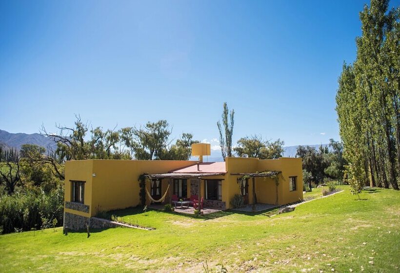 Отель Loma Puskana Hostería