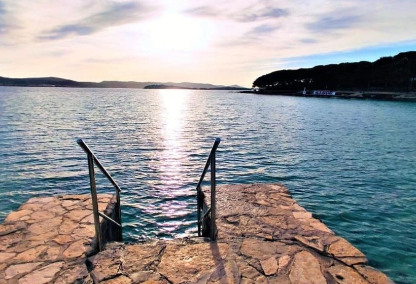 Отель Mobile Homes Bugi