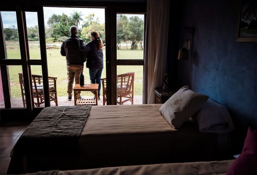 Отель Posada Mbarete