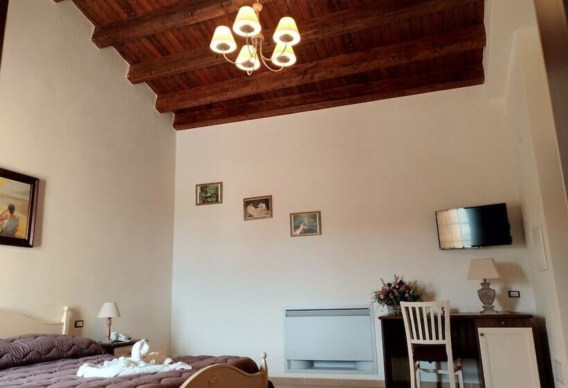 교외 호텔 Agriturismo Le Campanelle