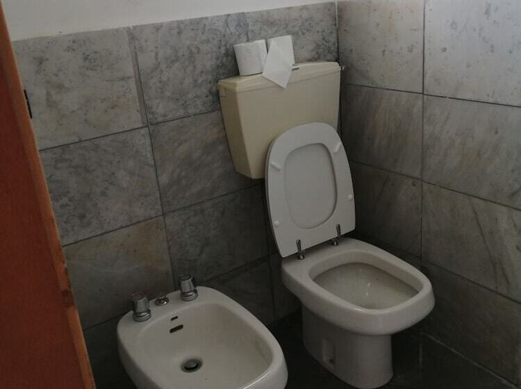 田舎風ホテル La Debbia Ranch