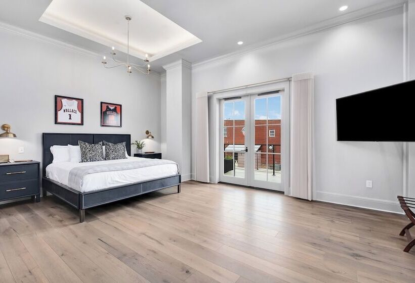 فندق The Flying Fifty