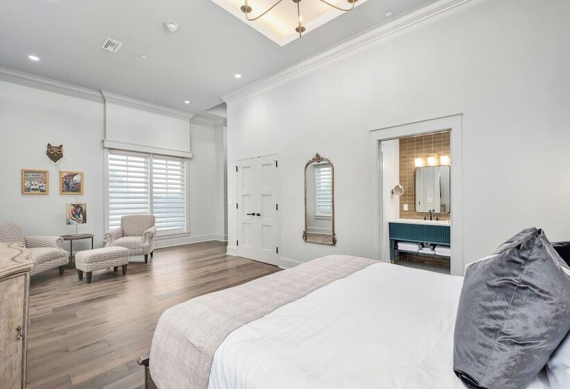 فندق The Flying Fifty