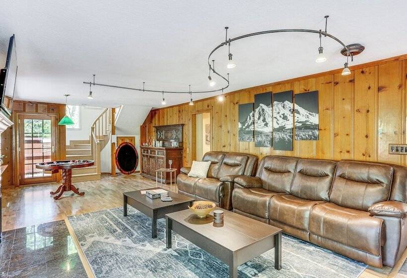 Idyllic Whitmore Retreat W/ On Site Pond!