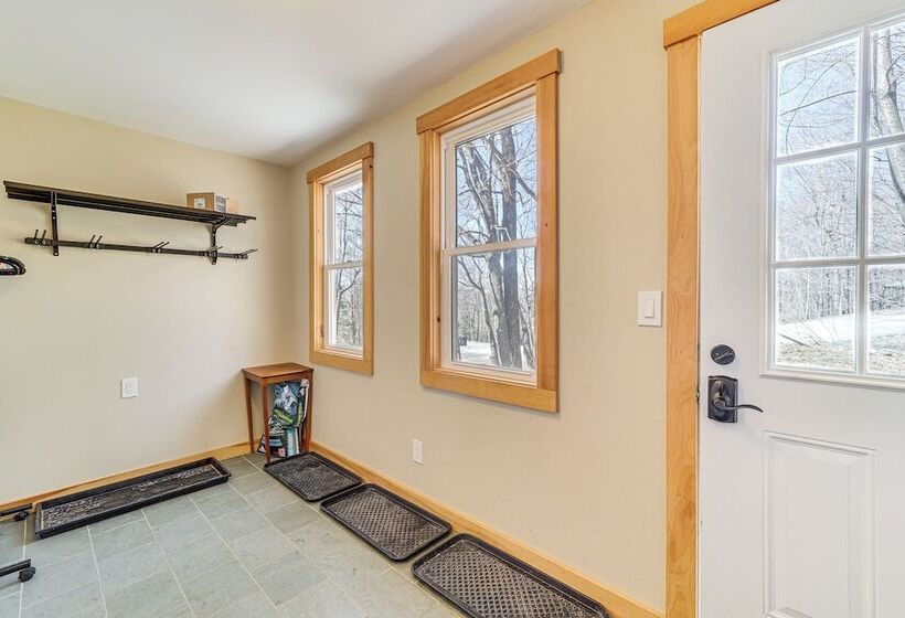 Jeffersonville Home W/ Deck Near Hiking & Climbing