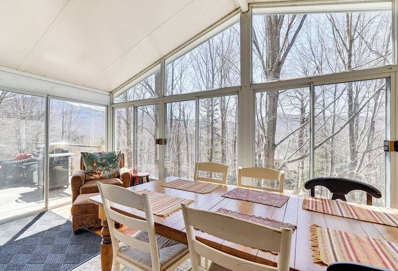 Jeffersonville Home W/ Deck Near Hiking & Climbing