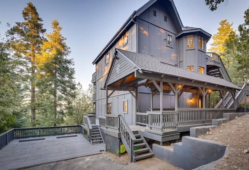 3 Decks, Game Room + Views: Lake Arrowhead Home!