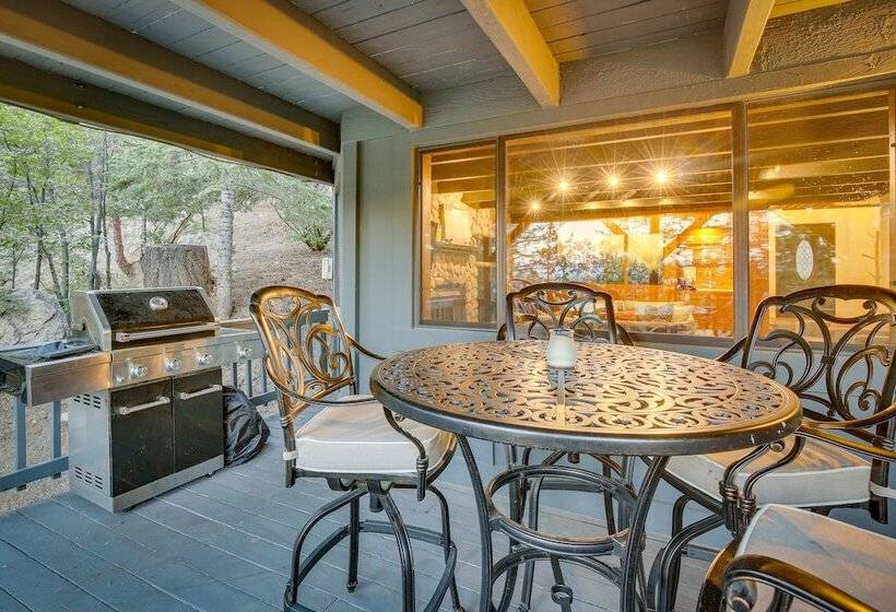 3 Decks, Game Room + Views: Lake Arrowhead Home!
