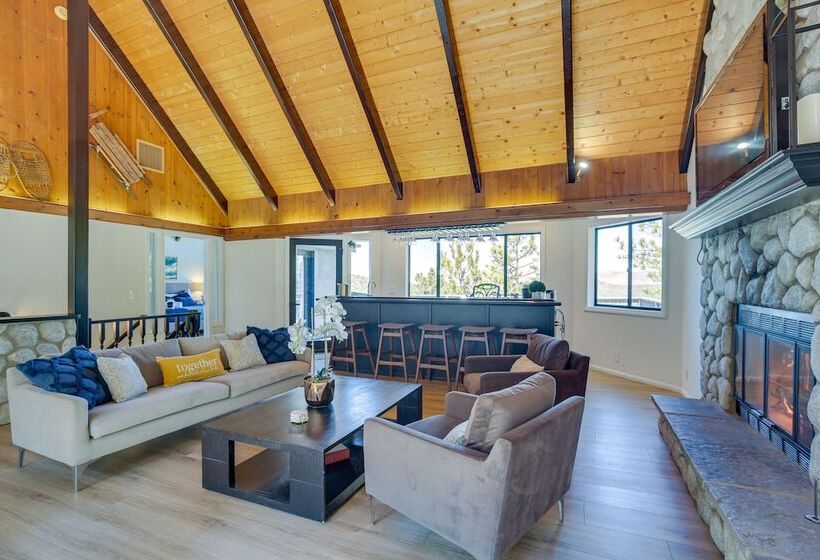 3 Decks, Game Room + Views: Lake Arrowhead Home!