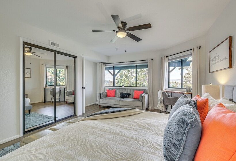 3 Decks, Game Room + Views: Lake Arrowhead Home!