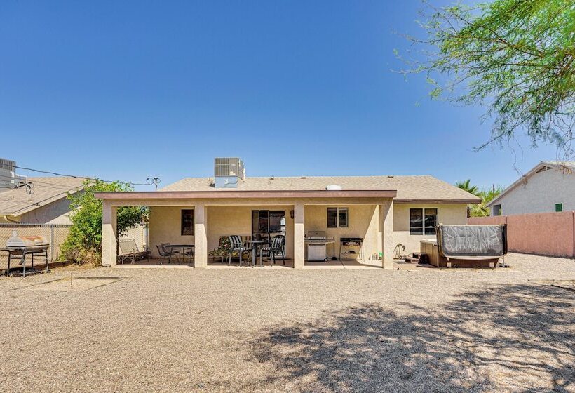 Lake Havasu Home W/ Hot Tub, Grill & Fire Pit!