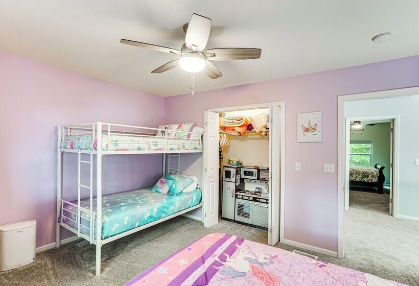 Views & Private Dock: Lake Of The Ozarks Retreat!