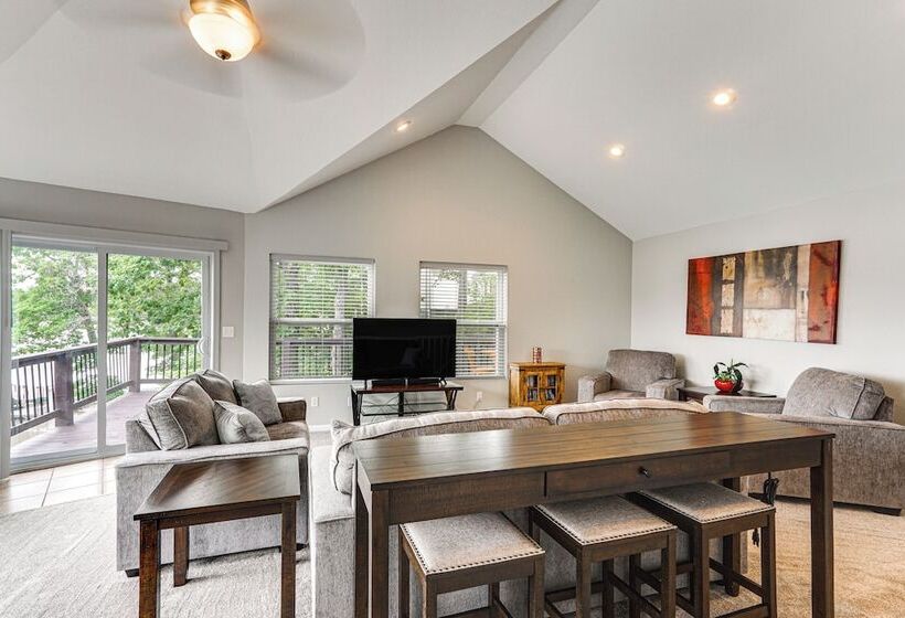 Views & Private Dock: Lake Of The Ozarks Retreat!