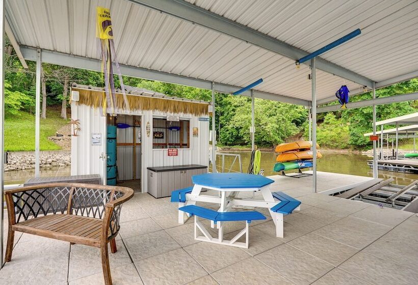 Views & Private Dock: Lake Of The Ozarks Retreat!