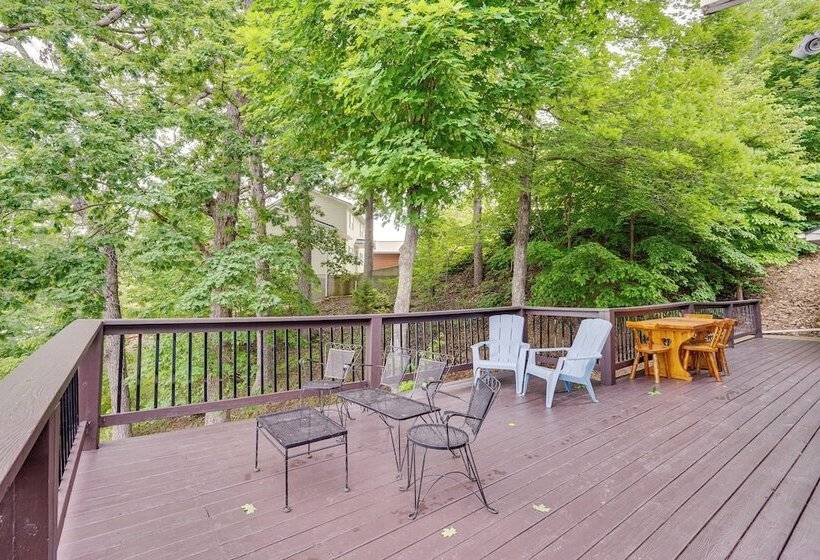 Views & Private Dock: Lake Of The Ozarks Retreat!