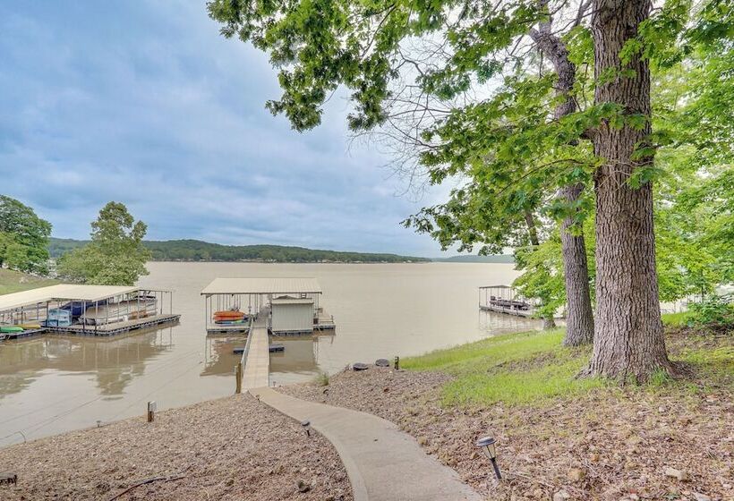 Views & Private Dock: Lake Of The Ozarks Retreat!