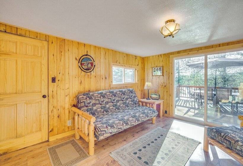 Lakefront Cabin W/ Dock, Fire Pits In Danbury!