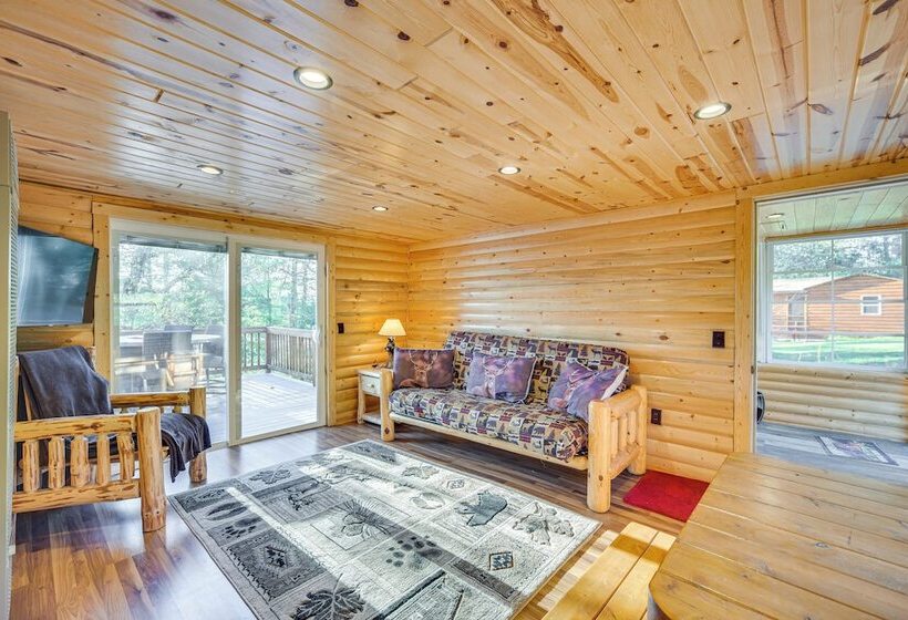 Lakefront Cabin W/ Dock, Fire Pits In Danbury!