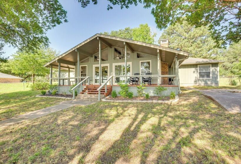 Private Dock & Fire Pit: Cedar Creek Reservoir Gem