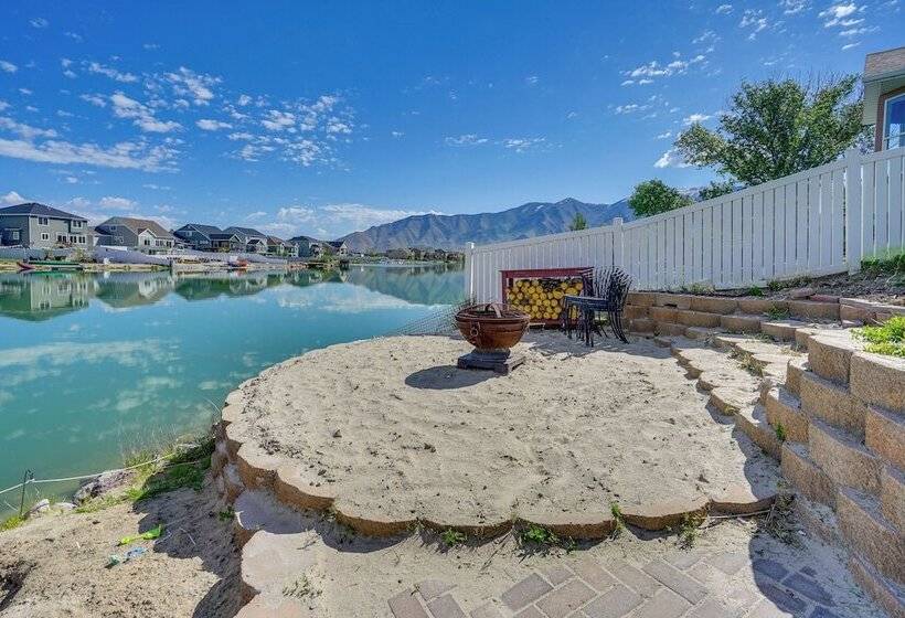 Lakefront Utah Home W/ Private Beach, Dock & Canoe