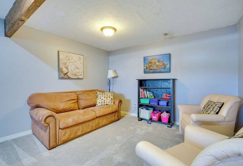 Lakefront Utah Home W/ Private Beach, Dock & Canoe