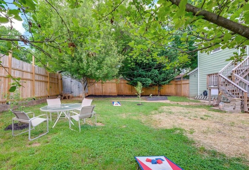 Large Lynchburg Family Home W/ Hot Tub: 4 Mi To Lu