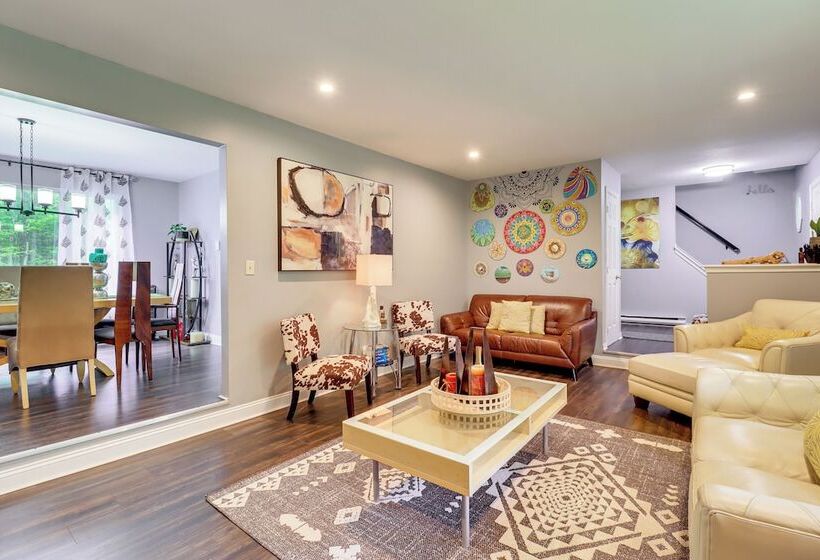 Long Pond Home W/ Hot Tub ~ 8 Mi To Kalahari!