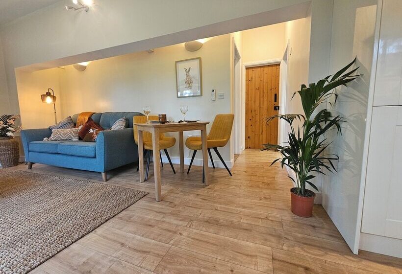 Lovely 1 Bed Cottage In Mendlesham Green