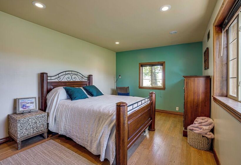 14 Mi To Main Street Moab: Cabin W/ Hot Tub Access