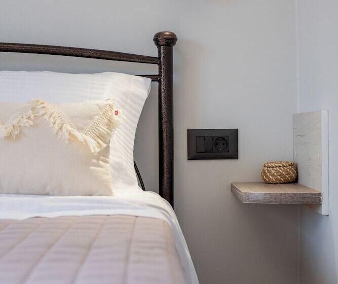 Makris Gialos Lemon Cottage In Lassi Kefalonia