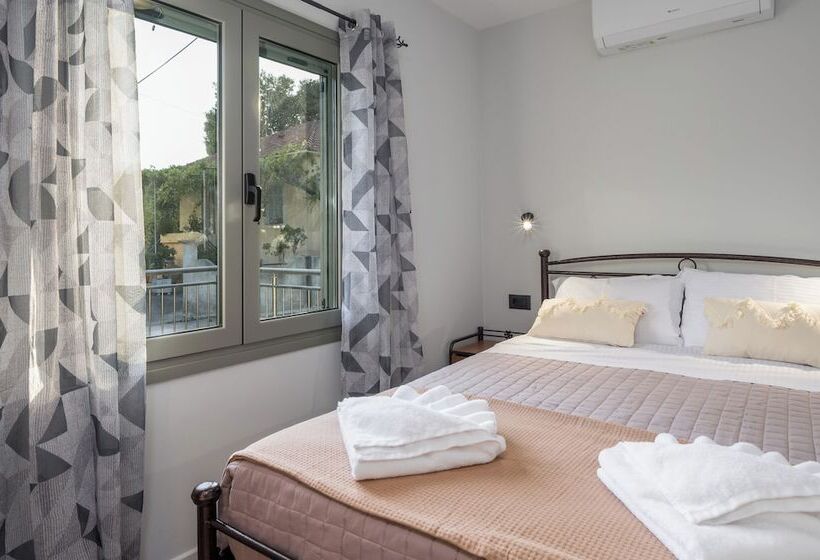 Makris Gialos Lemon Cottage In Lassi Kefalonia