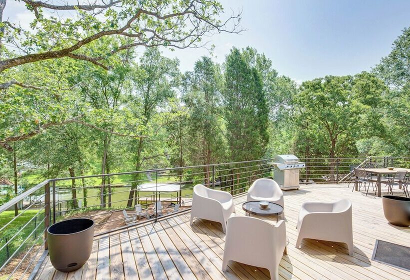 Dock & Fire Pit: Lakefront Home In Malakoff!