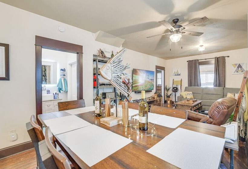 Modern Casselton Vacation Rental: 22 Mi To Fargo!