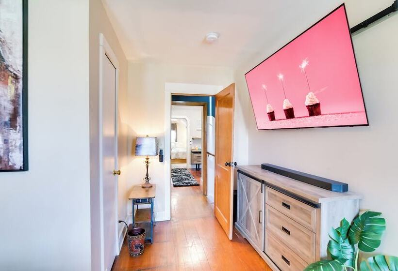 Modern Casselton Vacation Rental: 22 Mi To Fargo!