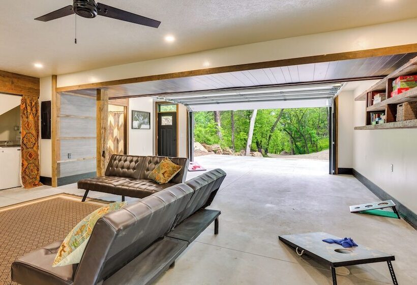 Modern Louisville Home On 3 Acres W/ Gas Fire Pit!